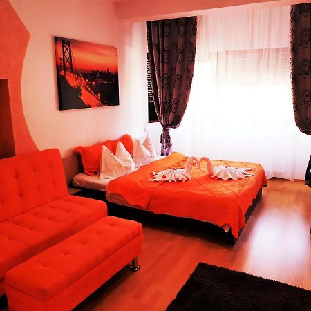 Pensiunea Red Rose Apartments Τιμισοάρα Εξωτερικό φωτογραφία