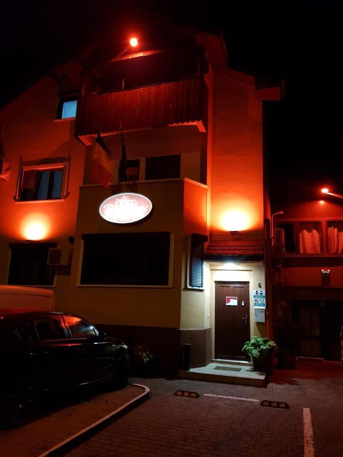 Pensiunea Red Rose Apartments Τιμισοάρα Εξωτερικό φωτογραφία